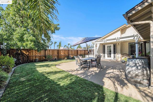 80 Mandeville Ct, Oakley CA: https://media.crmls.org/mediaz/3e27438f-cb0c-49ef-b27c-f24a7d1ff0d7.jpg