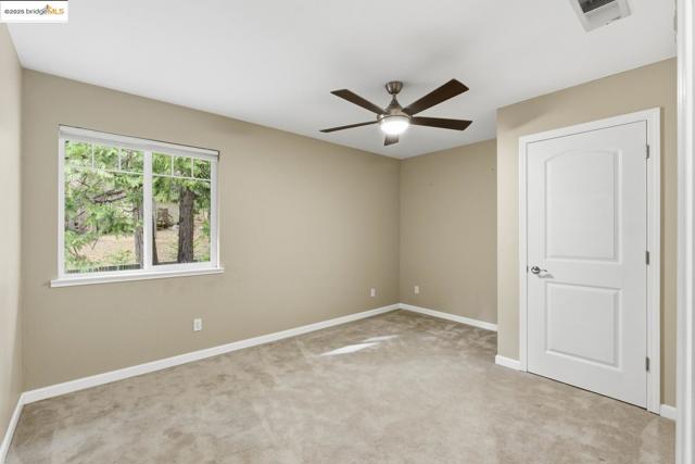 2136 Silver DR, Arnold CA: https://media.crmls.org/mediaz/3e27e251-61b1-4eb2-be97-ed032de59315.jpg