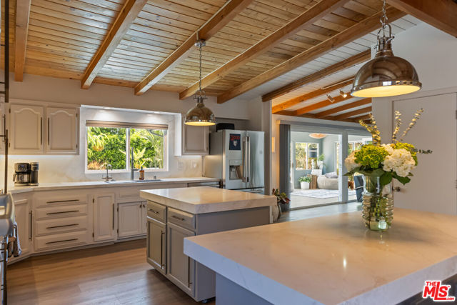 7442 Capps Avenue, Los Angeles CA: https://media.crmls.org/mediaz/3e286496-74ae-4cdd-a584-30fd1fa45cb6.jpg