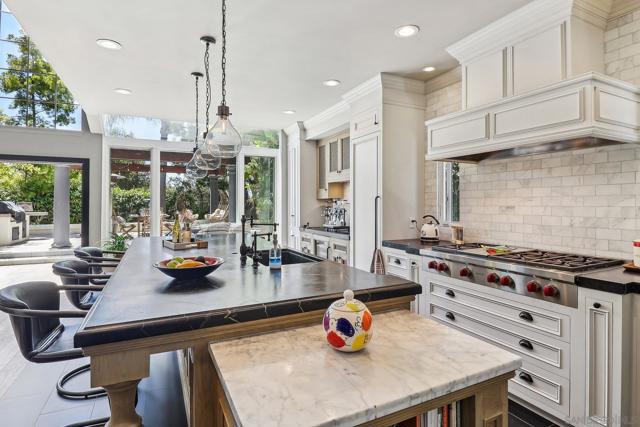 4961 Concannon Ct, San Diego CA: https://media.crmls.org/mediaz/3e2960c4-def6-427b-a5f9-54973e10ab44.jpg