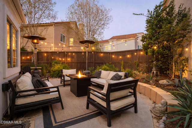 4365 Oak Glen Street, Calabasas CA: https://media.crmls.org/mediaz/3e29dd39-4c3d-49cf-9f52-d02a9631bc44.jpg