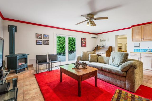 1295 W Redwood St, San Diego CA: https://media.crmls.org/mediaz/3e2aecb5-1a98-467a-a274-1d13370c09cb.jpg