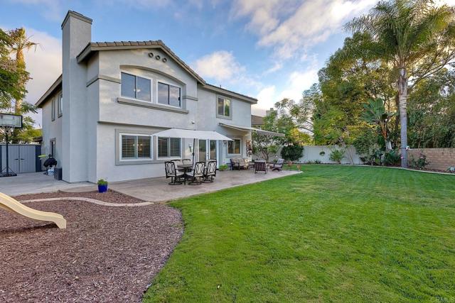 4540 Arbor Glen Way, Oceanside CA: https://media.crmls.org/mediaz/3e2b33c4-6d47-47be-9b5f-963bde5290c3.jpg