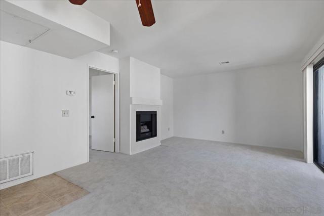 13330 Caminito Ciera, San Diego CA: https://media.crmls.org/mediaz/3e2b5a28-60ce-4ca6-bf3f-574467d012bb.jpg