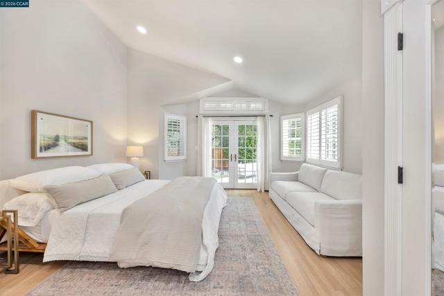 Image 12 of 41 For 3553 Via Los Colorados