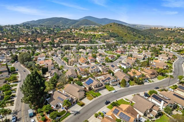 11479 Grassy Trail Dr, San Diego CA: https://media.crmls.org/mediaz/3e2c1178-9cf2-440e-8566-52105a9c5837.jpg