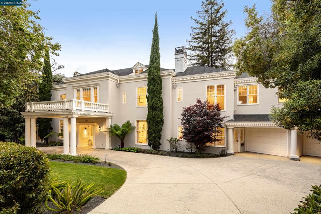25 Crocker Ave, Piedmont CA: https://media.crmls.org/mediaz/3e2c127b-83fa-4c45-8121-e09a8254b2db.jpg