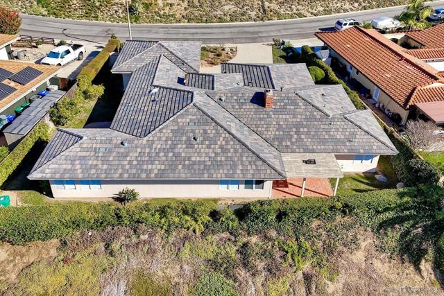 Image 50 of 52 For 17784 Via Graacia