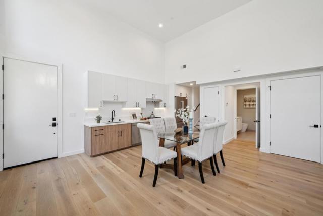 1433 Floribunda Avenue, Burlingame CA: https://media.crmls.org/mediaz/3e2d1c15-6758-48b9-8462-26ecd28650b5.jpg