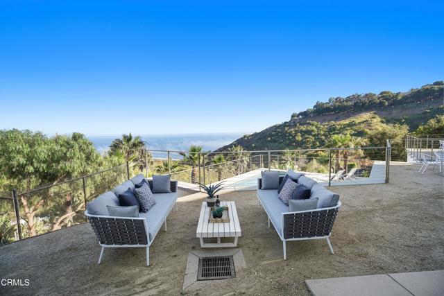 Detail Gallery Image 19 of 36 For 31220 Beach View Estates Dr, Malibu,  CA 90265 - 3 Beds | 3/1 Baths