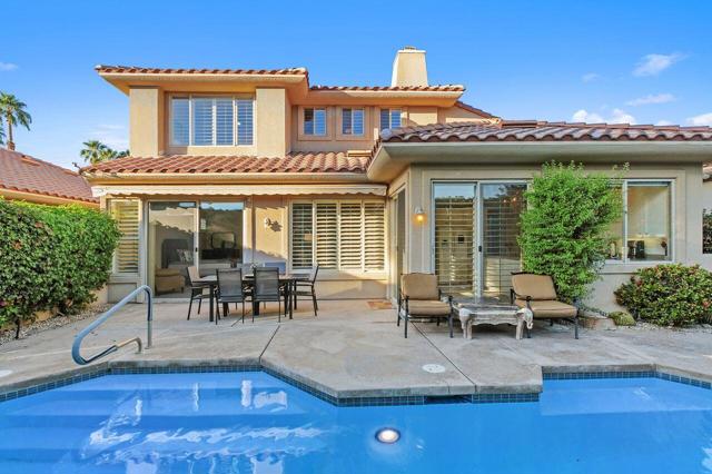 205 Kavenish Drive, Rancho Mirage CA: https://media.crmls.org/mediaz/3e2eddcf-b90e-4e26-8444-860358002704.jpg