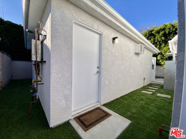4069 Sawtelle Boulevard photo 22