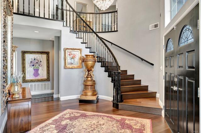 1359 Corte Alveo, Oceanside CA: https://media.crmls.org/mediaz/3e2f9d4b-cfcb-43d2-95e6-d16c586b69b4.jpg