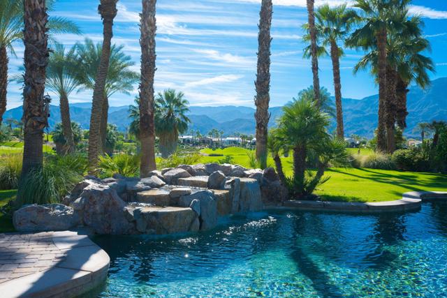 58061 Carmona, La Quinta CA: https://media.crmls.org/mediaz/3e301052-6a15-4a16-babf-8ca7f0c5ca2b.jpg