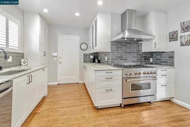 5411 Garvin Ave, Richmond CA: https://media.crmls.org/mediaz/3e308f57-6f43-4377-986f-db580f1956a1.jpg