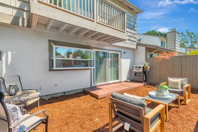 856 Erickson Lane, Foster City CA: https://media.crmls.org/mediaz/3e317200-334c-49ba-8ff2-ac6f6ef96843.jpg