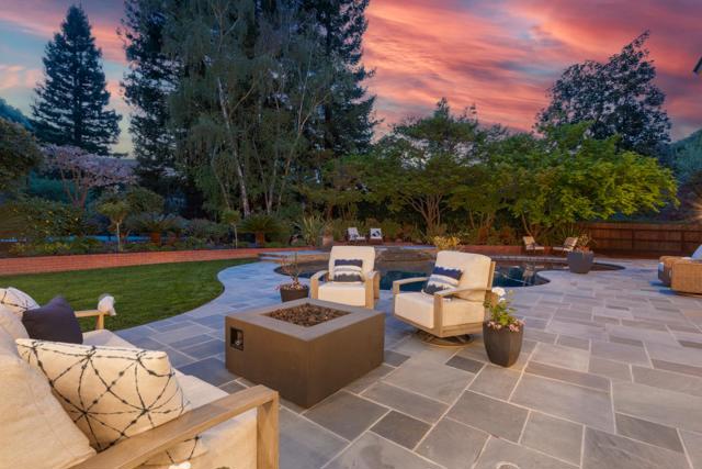 11991 Murietta Lane, Los Altos Hills CA: https://media.crmls.org/mediaz/3e321a67-894c-4724-99b3-4d8af4c4a9d7.jpg