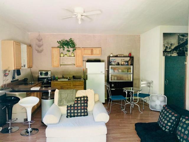 80580 Apple Court, Indio CA: https://media.crmls.org/mediaz/3e32d440-ae45-4b6f-88fd-01fab4576be1.jpg