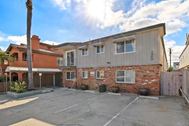 Detail Gallery Image 3 of 31 For 3960 Arizona St #1,  San Diego,  CA 92104 - 2 Beds | 2 Baths