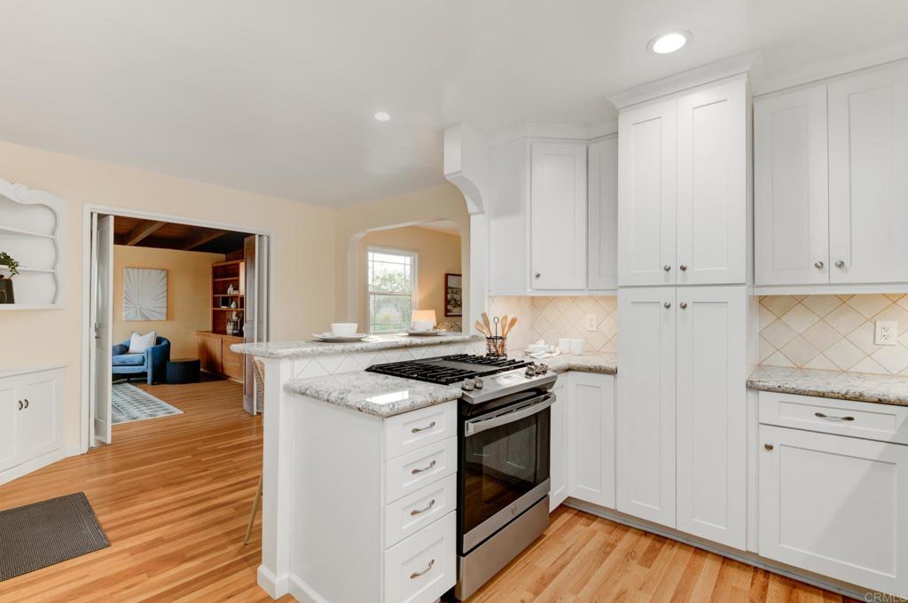 4365 Aragon Way - photo 8