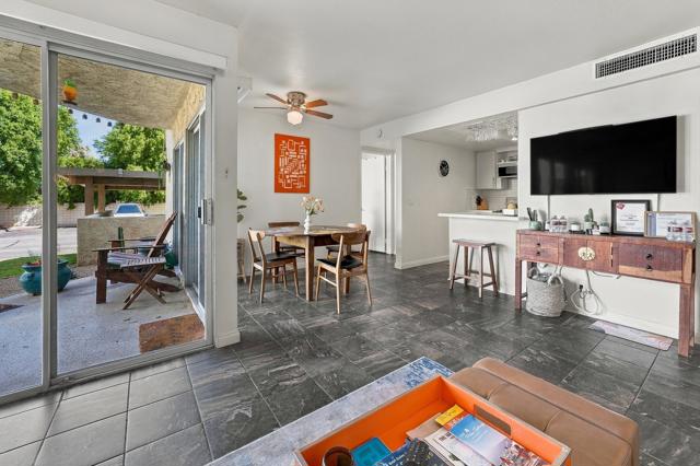 1550 S Camino Real #123, Palm Springs, CA 92264