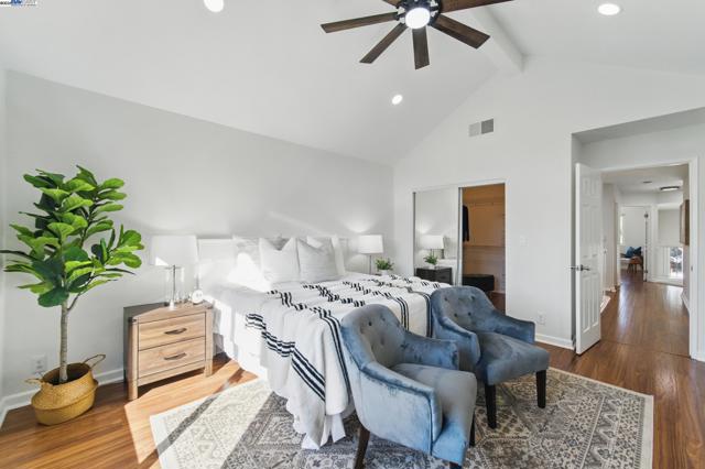 35864 Killorglin Cmn, Fremont CA: https://media.crmls.org/mediaz/3e346296-8646-4184-a6c5-c0bdea366dd3.jpg