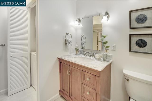 1224 Singingwood Ct, Walnut Creek CA: https://media.crmls.org/mediaz/3e35e880-7cb0-43c4-9f4e-716a2c2f517e.jpg