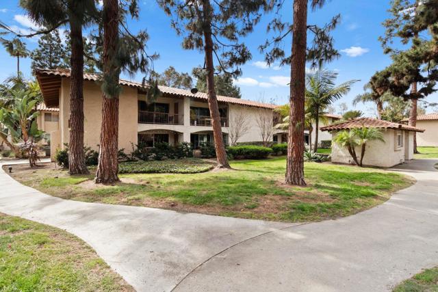 6019 Rancho Mission Rd, San Diego CA: https://media.crmls.org/mediaz/3e36d5c9-1059-4958-802f-eb849586d38f.jpg