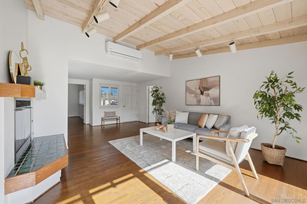 2212 August - photo 7