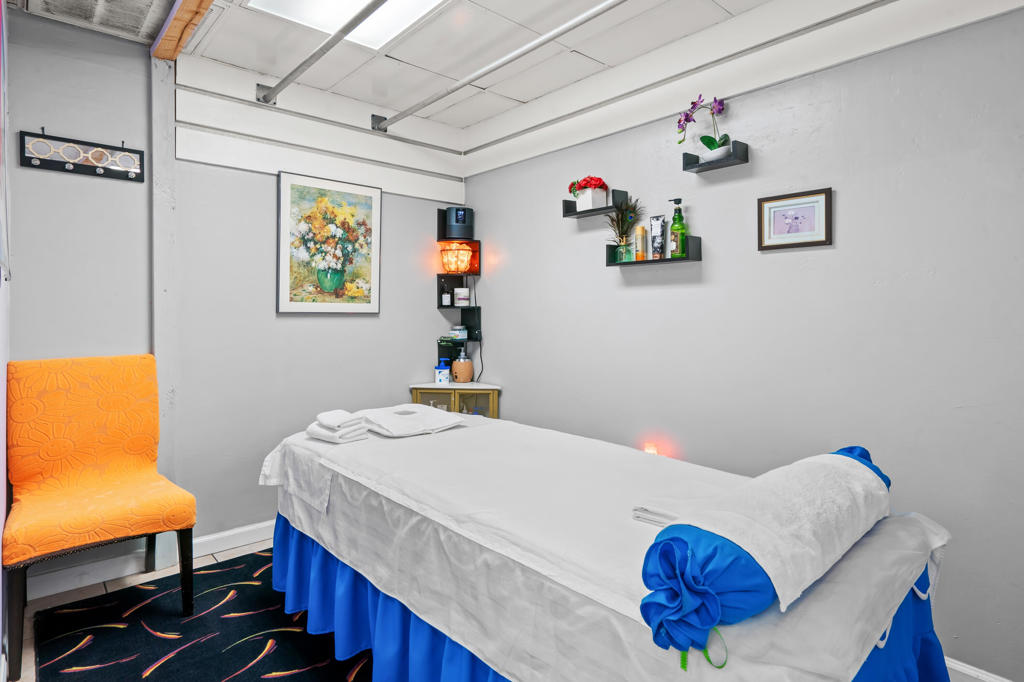 MLS #219123329PS image #32