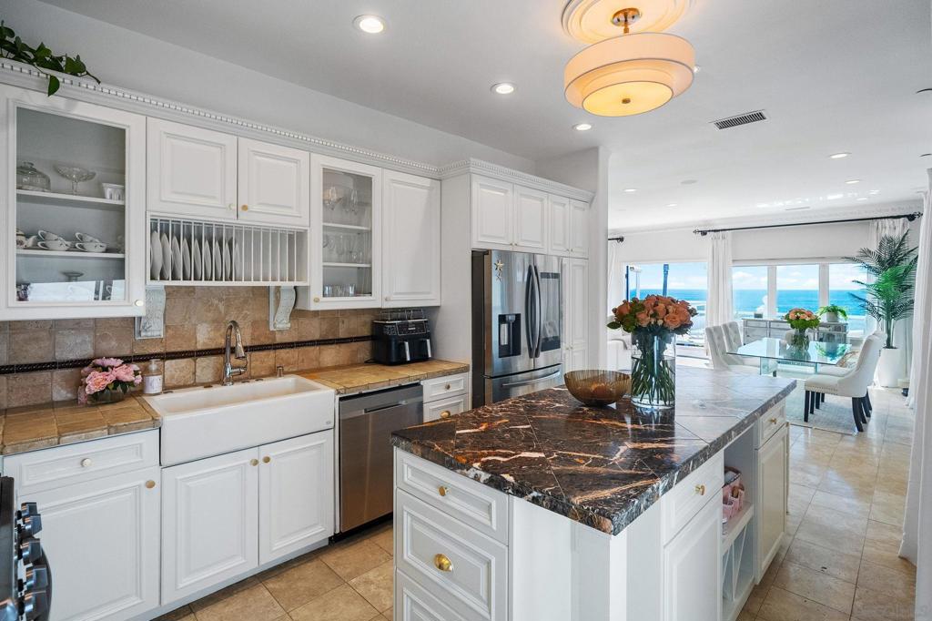 MLS #250025788SD image #5