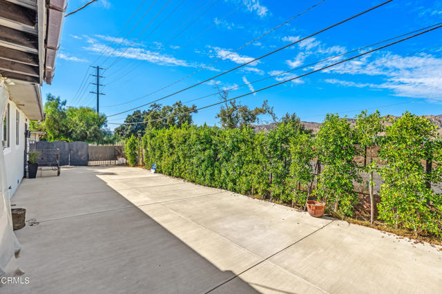 Detail Gallery Image 7 of 40 For 9850 Wentworth St, Shadow Hills,  CA 91040 - 2 Beds | 2 Baths