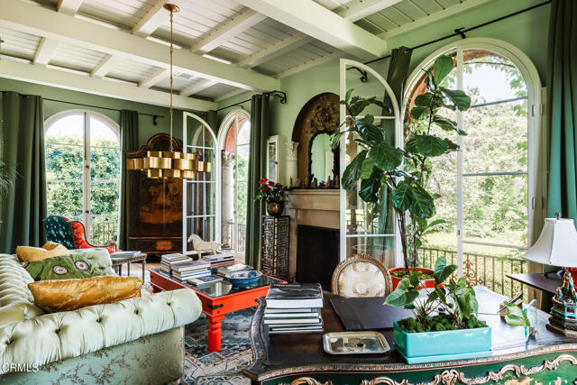 225 Grand Avenue, South Pasadena CA: https://media.crmls.org/mediaz/3e397a81-3b21-4119-b47a-3826447d0ab8.jpg
