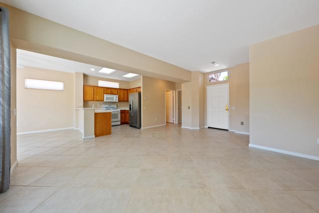 78987 Spirito Court, Palm Desert CA: https://media.crmls.org/mediaz/3e3a3064-29de-4473-928e-77dac70b4824.jpg