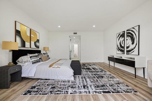 6555 Caminito Northland, La Jolla CA: https://media.crmls.org/mediaz/3e3a4c5b-3d3d-484c-9de7-7a8dd8f58b12.jpg