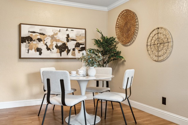 213 Ladera Plz, Union City CA: https://media.crmls.org/mediaz/3e3a5c05-03c3-4a72-b8f0-17337a27e46d.jpg