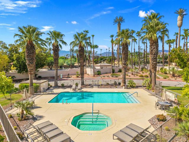 76064 Honeysuckle Drive, Palm Desert, CA 92211
