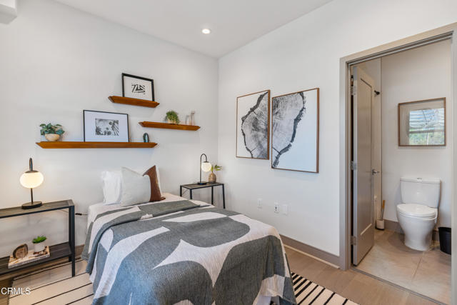Detail Gallery Image 15 of 28 For 820 Mission St #210,  South Pasadena,  CA 91030 - 3 Beds | 4 Baths