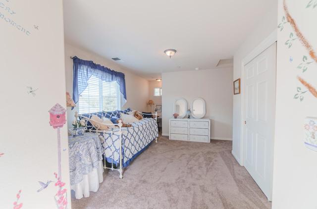 8631 Woodland Heights Court, Salinas CA: https://media.crmls.org/mediaz/3e3b365e-bc28-45cd-9f72-8fee0a353b3c.jpg