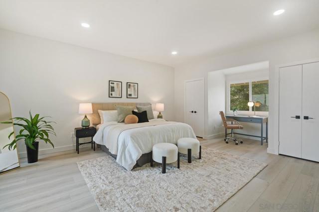8206 Caminito Lacayo, La Jolla CA: https://media.crmls.org/mediaz/3e3b4fd5-c72e-4f60-a194-a46e903a2325.jpg