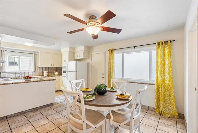 739 W Franklin Street, Monterey CA: https://media.crmls.org/mediaz/3e3b5f78-2861-4b8a-9da5-11259cb5d53e.jpg