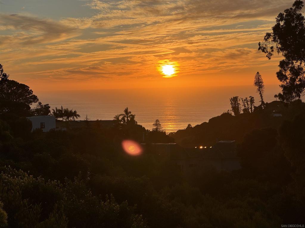 https://media.crmls.org/mediaz/3e3b7c18-1dfd-4485-8b94-7f4d79c42496.jpg?preset=X-Large