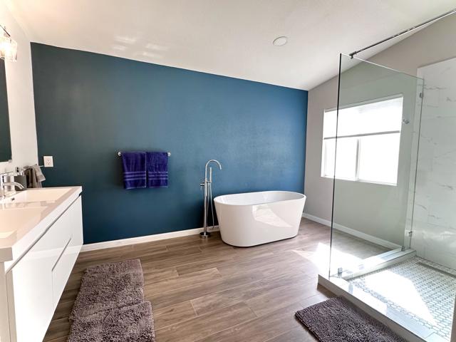 47875 Via Firenze, La Quinta CA: https://media.crmls.org/mediaz/3e3bc71a-416a-4026-9d1d-f6e0f47a4ae0.jpg