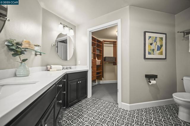 1800 Alma Ave, Walnut Creek CA: https://media.crmls.org/mediaz/3e3c5cbd-b44e-4fc3-90e0-86f84b935001.jpg