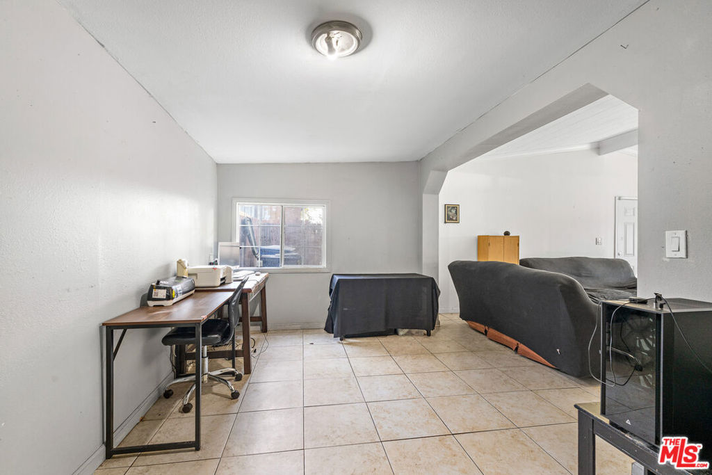 MLS #25622305 image #15