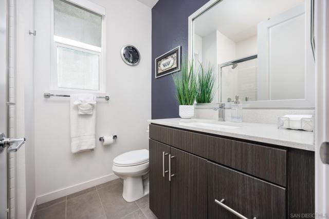 10402 Harlow Cir, San Diego CA: https://media.crmls.org/mediaz/3e3d1aef-b790-48e6-85e6-3acd0b0831dd.jpg
