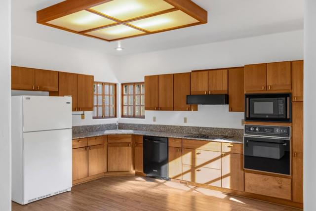 90 Harper Canyon Road, Salinas CA: https://media.crmls.org/mediaz/3e3e3e3e-d4eb-4b0b-ac09-09f1c9d09a67.jpg