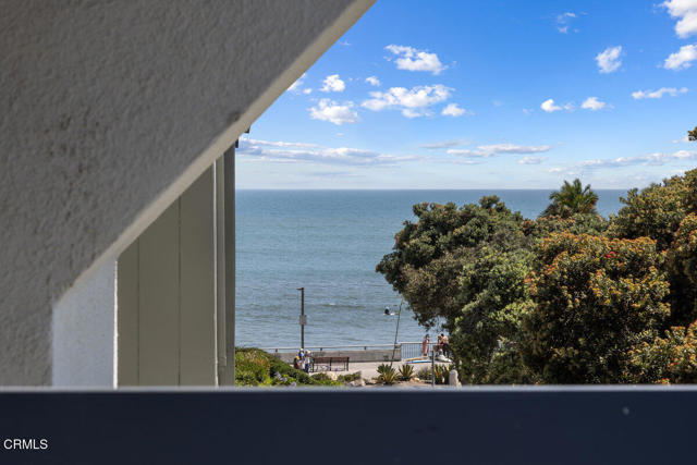 350 Paseo De Playa, Ventura CA: https://media.crmls.org/mediaz/3e3e697c-6346-4021-b4e6-83a54089243f.jpg