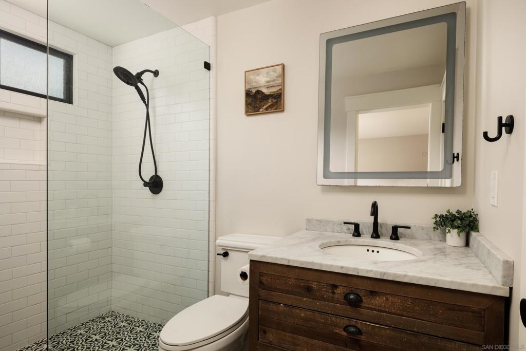 1185 Barcelona Dr - photo 19