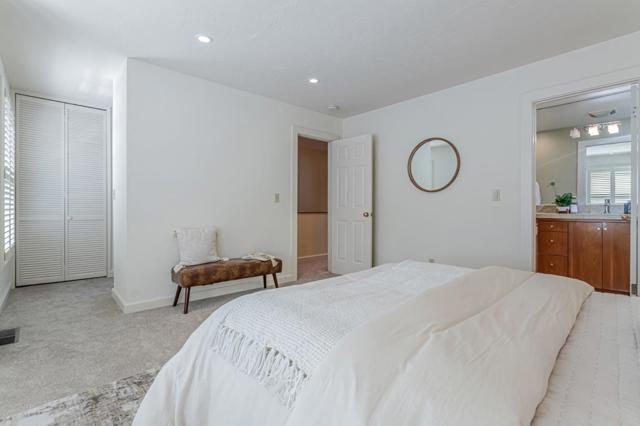 232 Union Street, Santa Cruz CA: https://media.crmls.org/mediaz/3e3fa152-7383-40e5-b807-72dc8cd50d4f.jpg